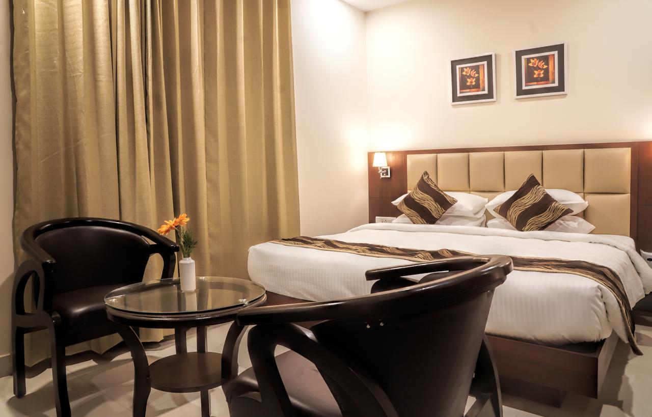 Admire Inn By Tgi Udaipur Exterior photo