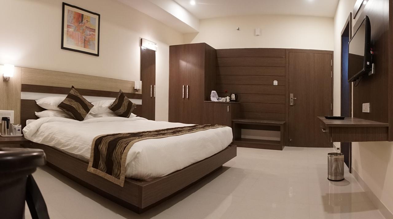 Admire Inn By Tgi Udaipur Exterior photo